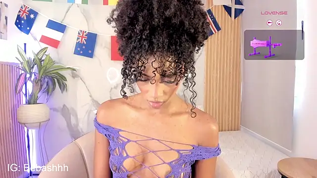 Chat +18 de Fyre_divine ao vivo