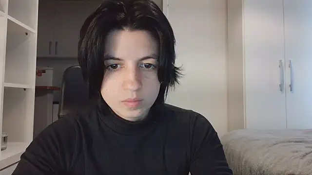 Chat +18 de kyslrana ao vivo