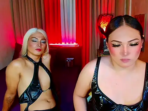 دردشة Phenomenal_Shemale الجنسية المباشرة