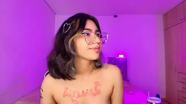 Alejaa_storm's Live XXX Chat