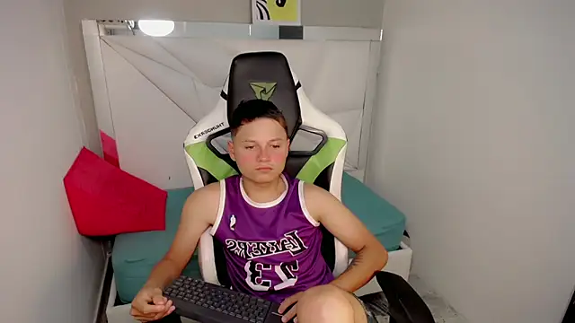 NYC_Bby's Live XXX Chat
