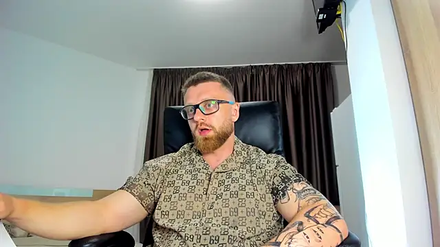 Findom_guy Chat XXX live