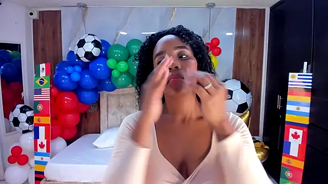 lia_16n Live XXX chat