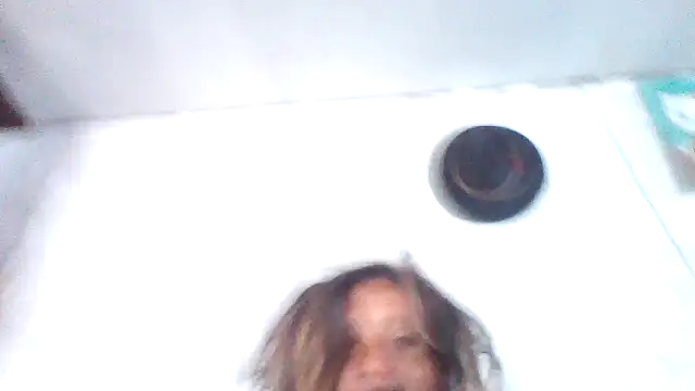 XXX chat uživo modela kvr27