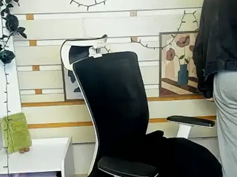 دردشة Josephine_Kiss الجنسية المباشرة