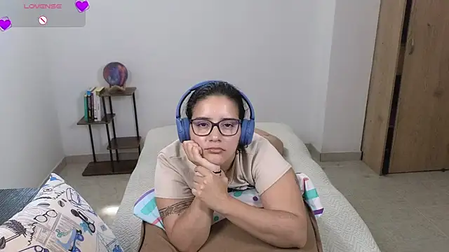 blue__moon_ Live XXX-Chat