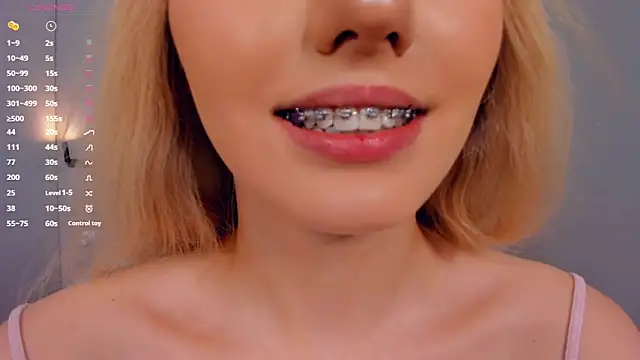 Barbiebloom élő XXX-chatje