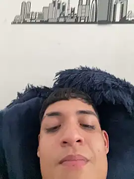 Emannuel__777 – Naživo XXX chat