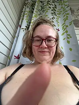 Kenzibb3 Chat XXX in diretta