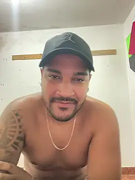 Chat XXX en directo de Eumoreno13