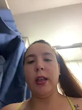 AMORINHA_S2_ Chat XXX in diretta
