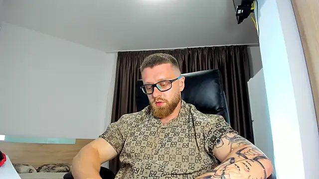 XXX chat uživo modela Findom_guy