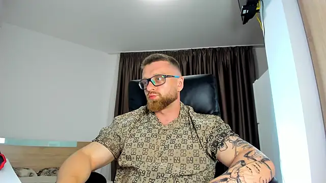 Živý XXX chat Findom_guy