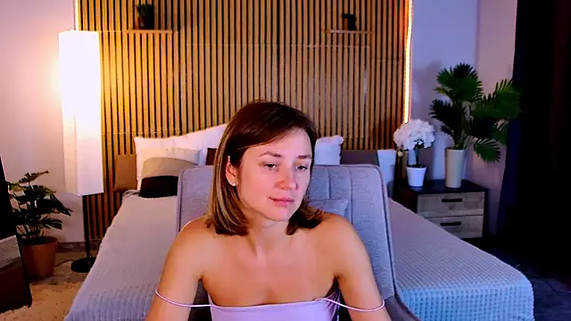 EmeraldGlow Live XXX-chat