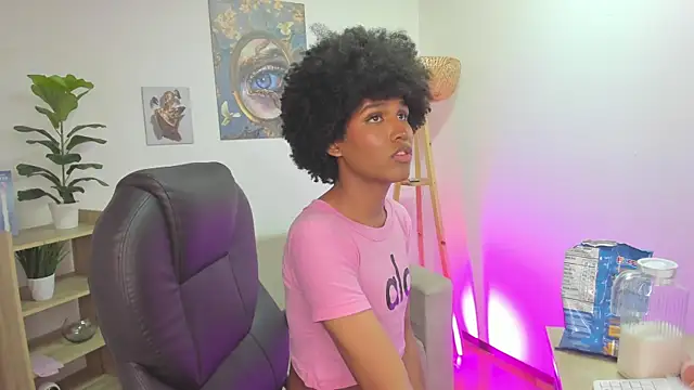 NaomiSaenz_ Live XXX-chat