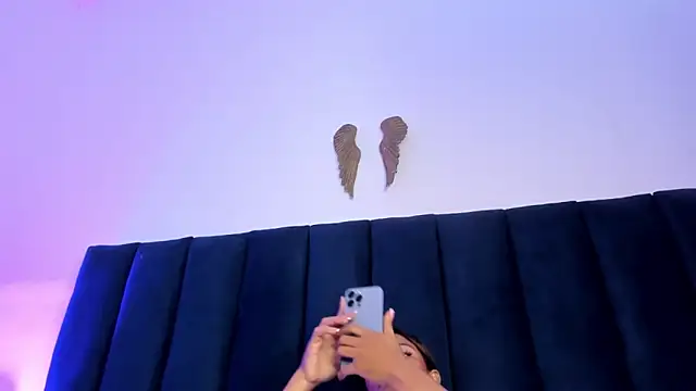 Anette_ Adlı Modelin Canlı XXX Sohbeti