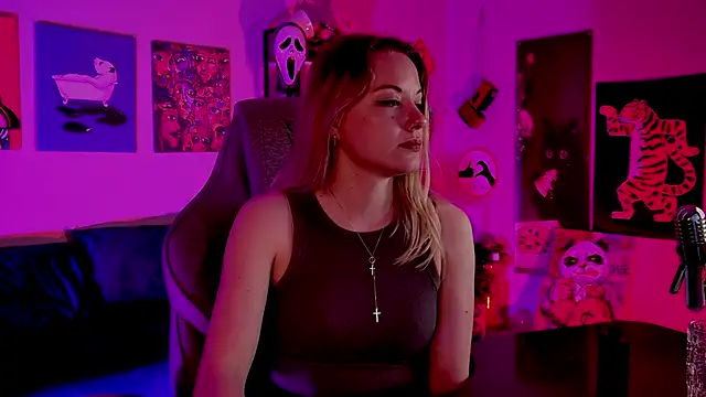 Chat +18 de VireliaMoonfall ao vivo