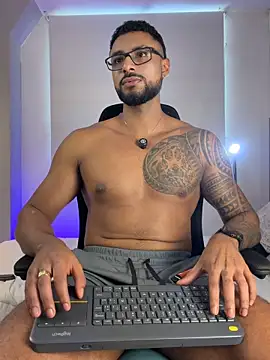 Chat XXX Live LiamGarcia1
