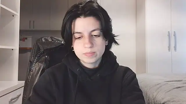 Chat +18 de kyslrana ao vivo