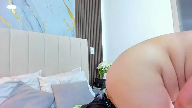 Victoria_Guzman Chat XXX in diretta