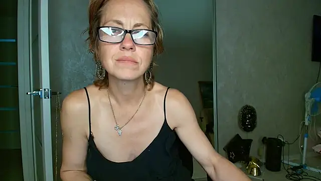 Chat XXX ao vivo de LioraWeiss