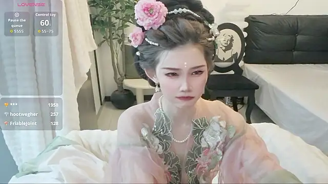 NANA-EET's Live XXX Chat