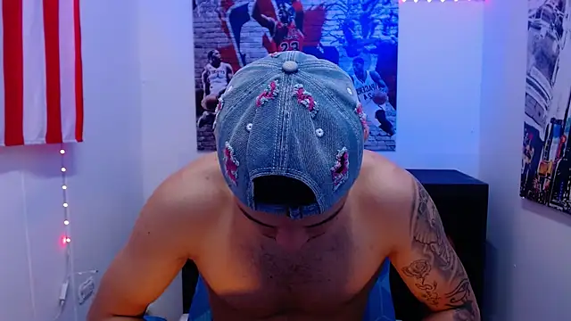 Brian_Adler Live XXX Chat