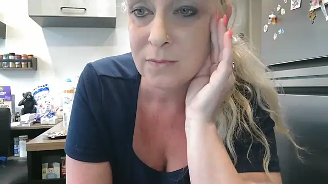 Cataleyaflowers69 Chat XXX in diretta