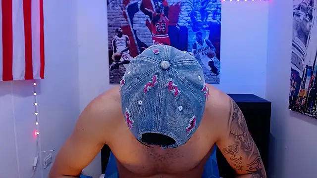 Brian_Adler's Live XXX Chat