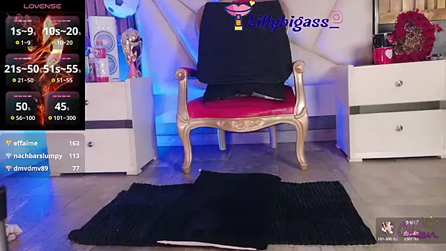 Živý XXX chat LilyyBigAss