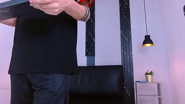 Онлайн чат XXX Feiccer_Castquer