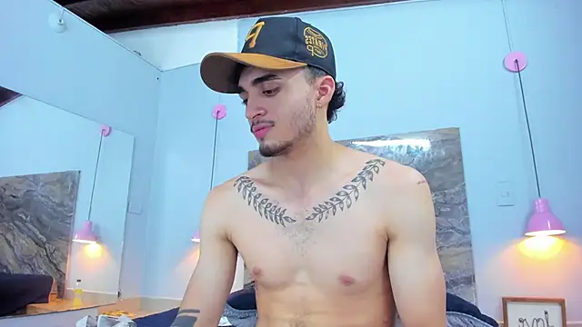 James-06 Live XXX-Chat