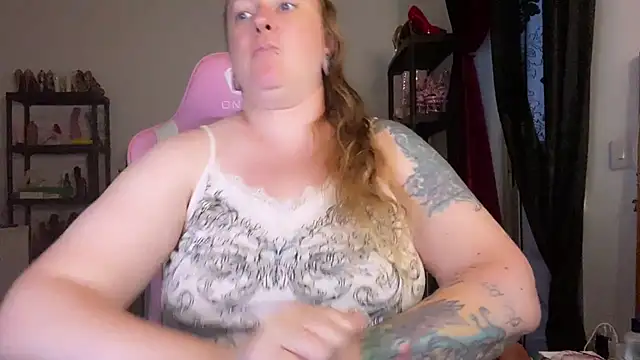 kisicaxx's Live XXX Chat