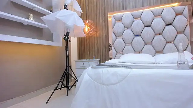 دردشة adams_bobby الجنسية المباشرة