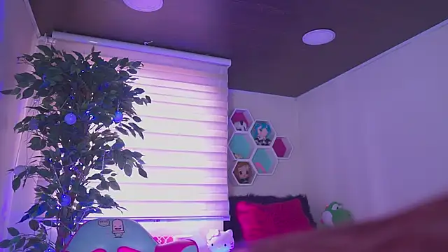 Rebecah_1 Adlı Modelin Canlı XXX Sohbeti