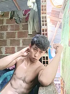 Andres123cv Live XXX-Chat
