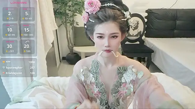 NANA-EET's Live XXX Chat