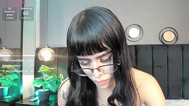 Hanna__mitsury_'s Live XXX Chat
