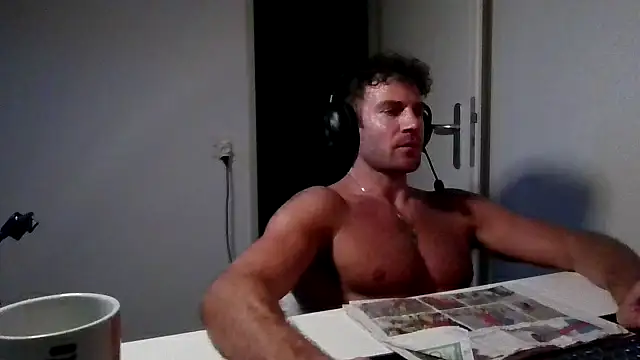 alpha-hunk Live XXX-Chat