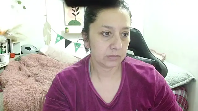 camilalatti Chat XXX in diretta