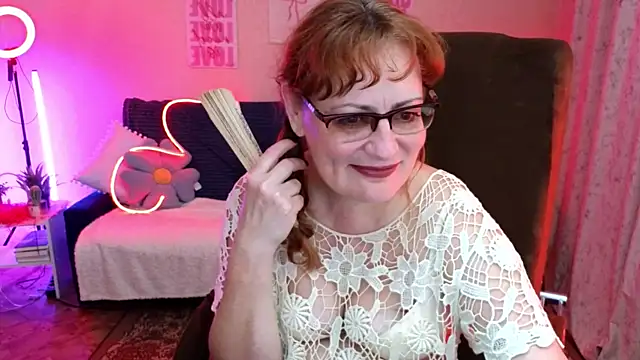 Jasmine_Tv: онлайн-секс-чат