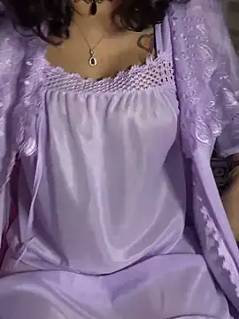 Chatroom XXX en direct de Alana_Queen_X