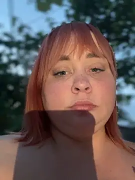 LadyDreams11's Live XXX Chat