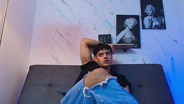 mike_sanzn Live XXX chat
