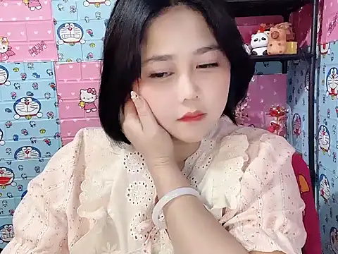 XXX chat uživo modela Nhanlu009