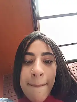 Chat +18 de SophiaRivers ao vivo