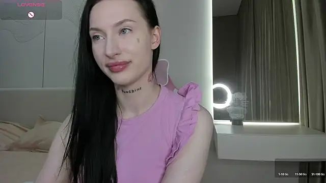 Chat +18 de JenniferQueen11 ao vivo