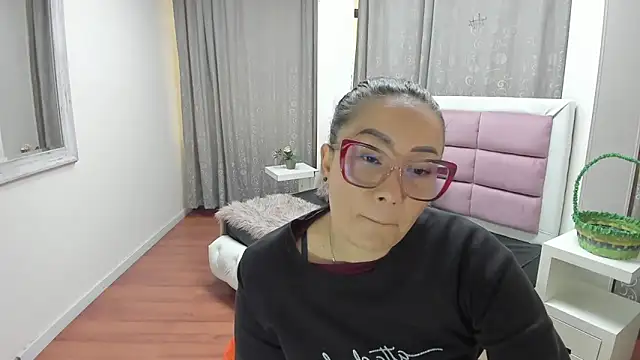 gaby_trent Chat XXX live