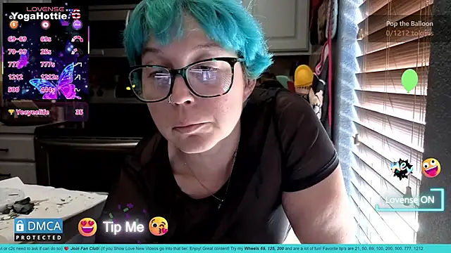 YogaHottie76's Live XXX Chat