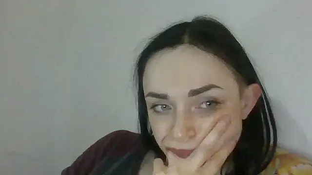 Trinsy_Love Chat XXX in diretta